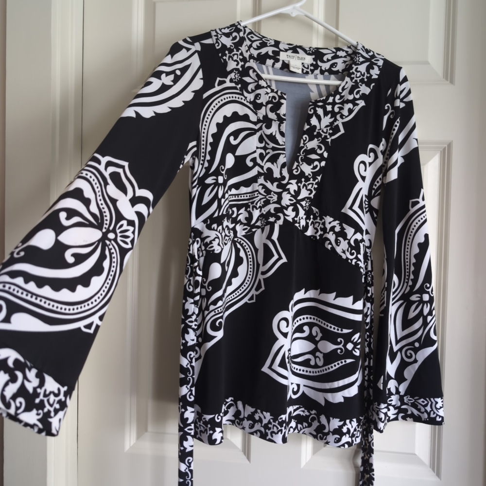 Black and white boho paisley tunic tie top with bell sleeves